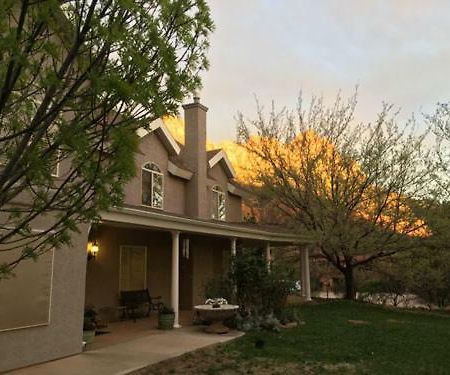 Novel House Inn At Zion Springdale Extérieur photo
